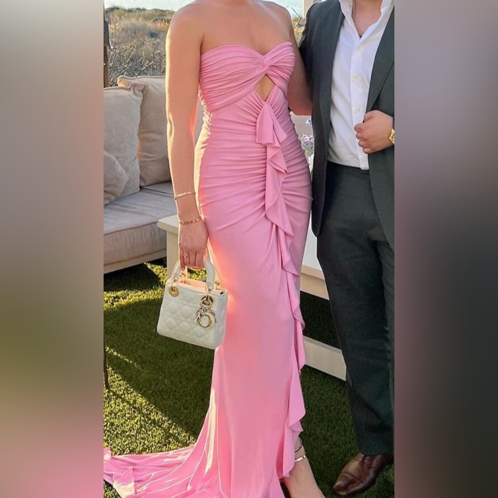 Cinq a sept Jenna gown pink